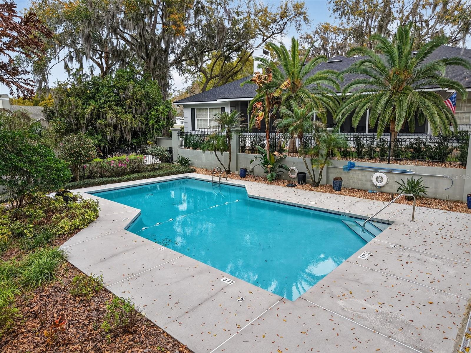 MOUNT DORA HIGH POINT AT LAKE DORA - Residential