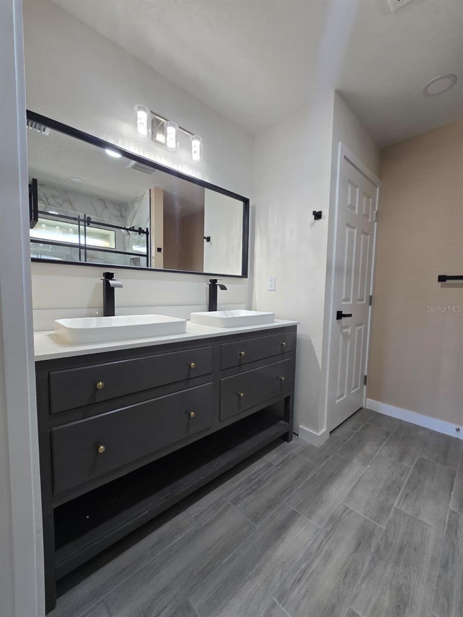 5158 SW EVERGREEN COURT