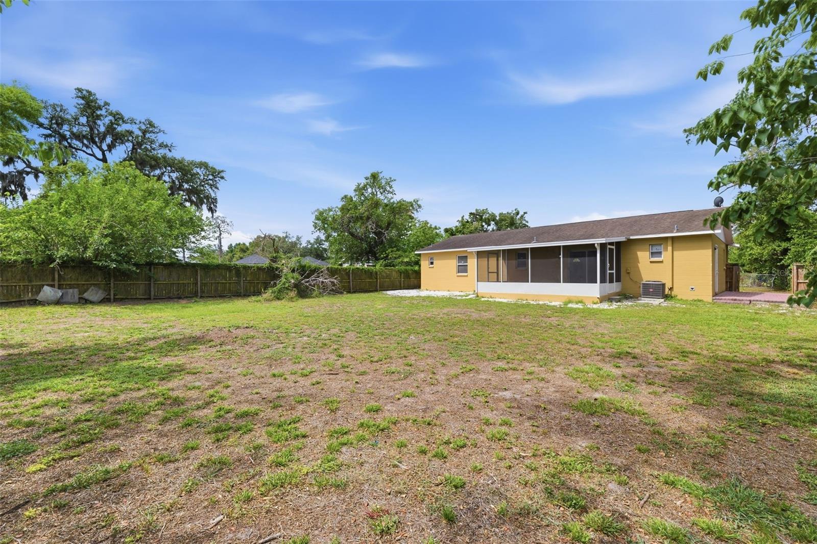 TAMPA OVERLOOK - Residential