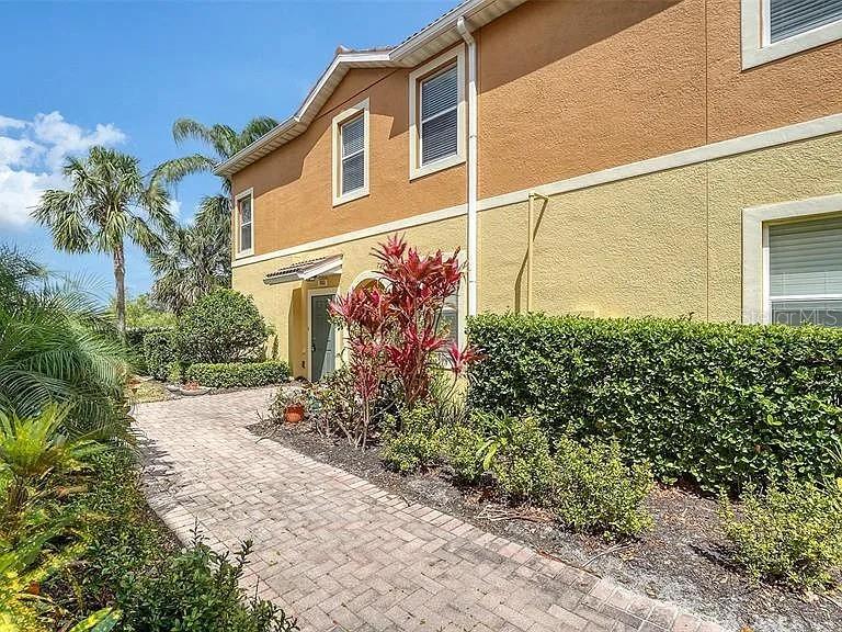 STONEHAVEN PH 4, 5, 6, 7 & 25 - Residential Lease