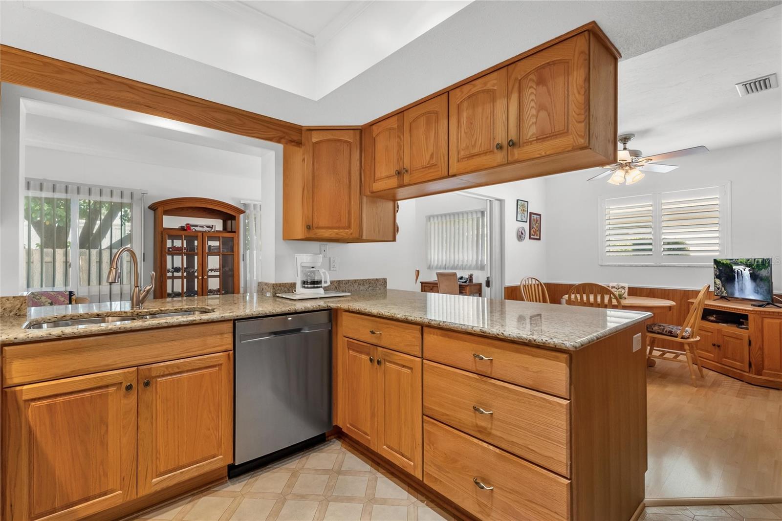 773 VIVIENDA SOUTH COURT 8