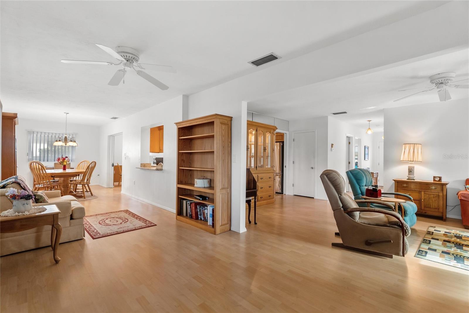 773 VIVIENDA SOUTH COURT 8