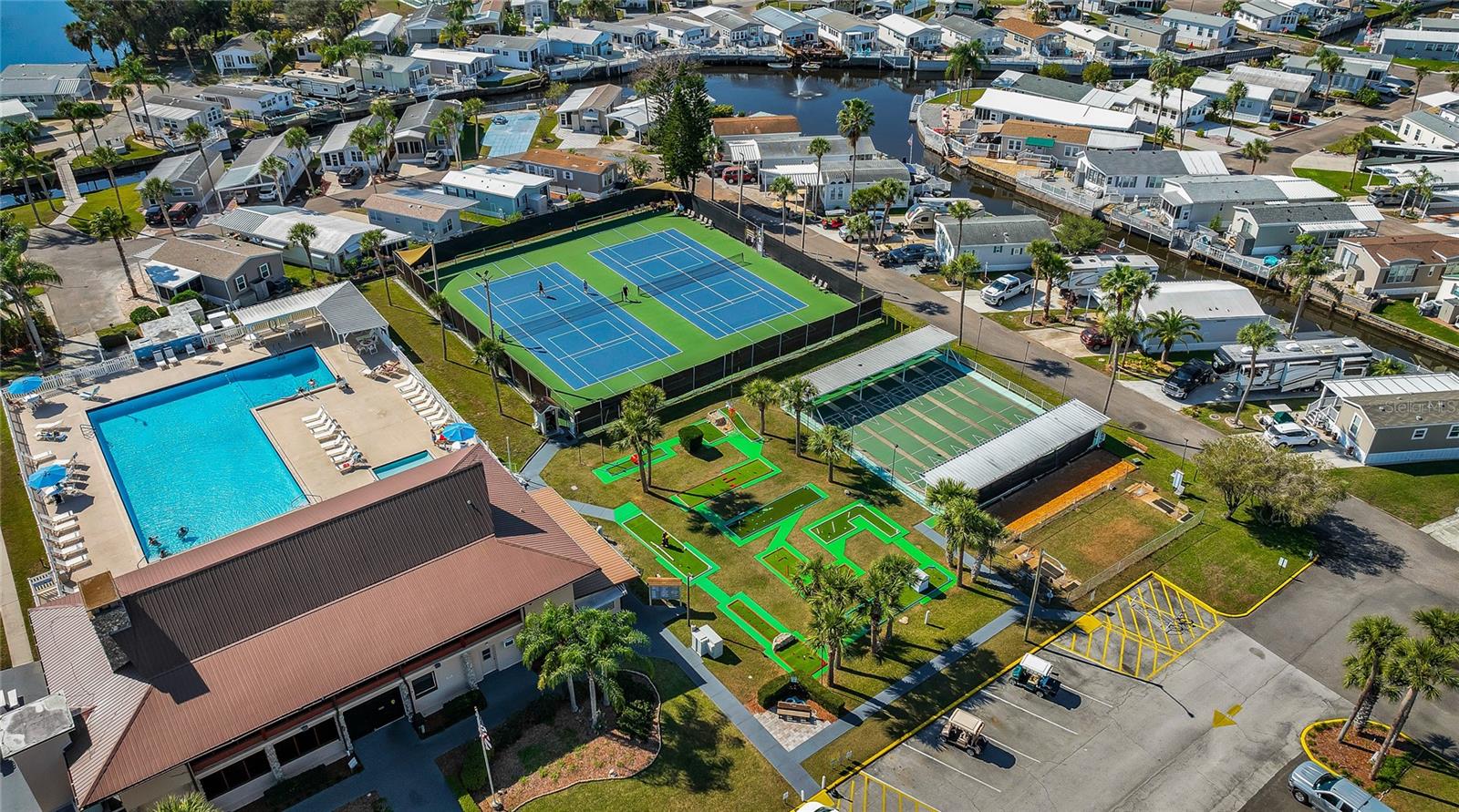 OUTDOOR RESORTS AMERICA - Residential