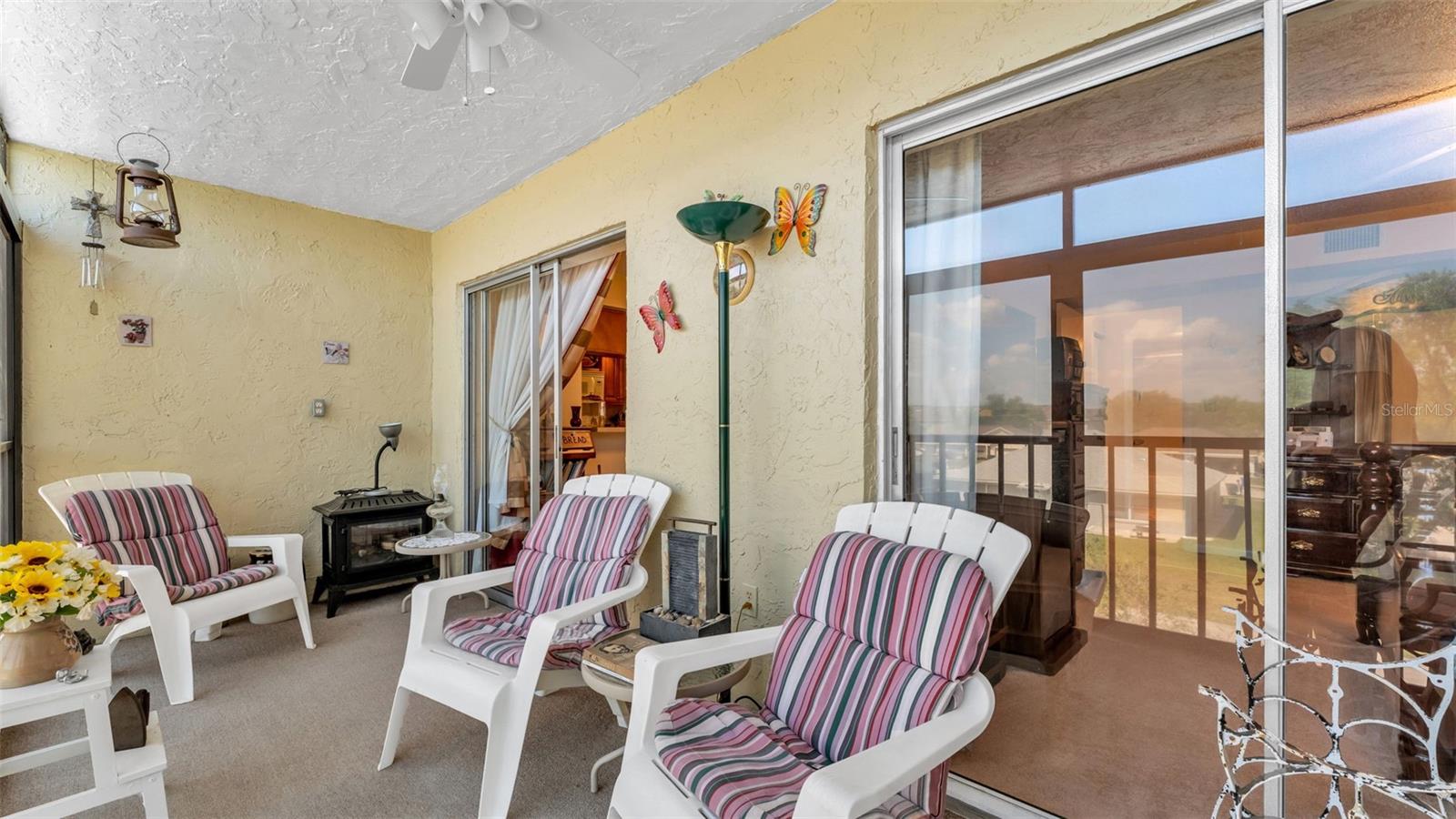 LAKESIDE VILLAGE 01 CONDO - Residential