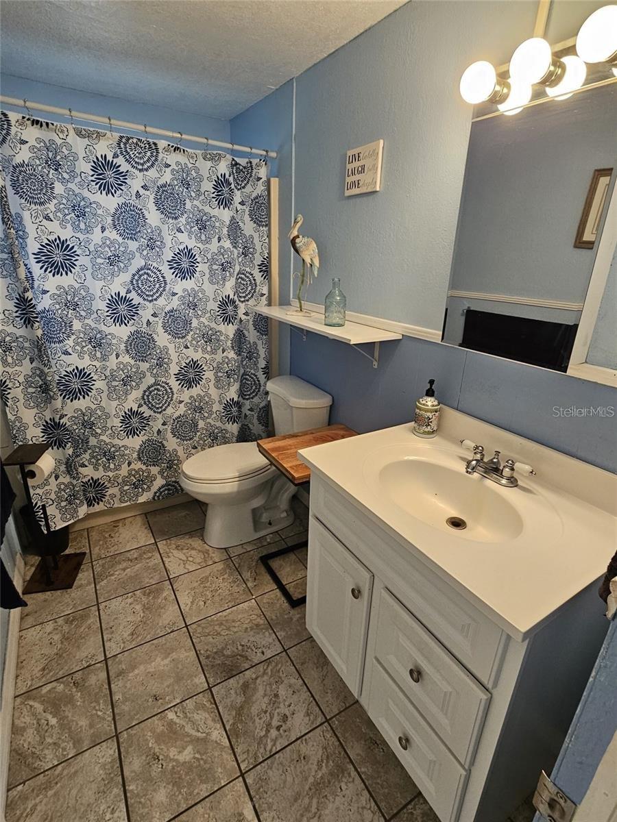 REGENCY COVE A COOPERATIVE - Residential Lease