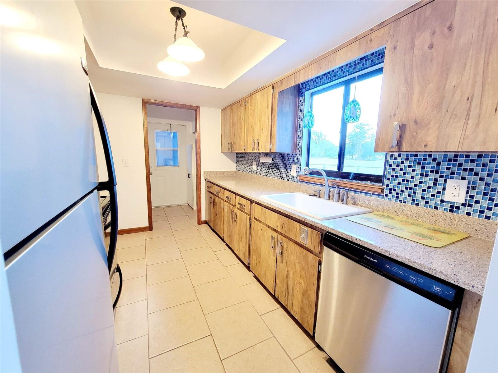 PINE RUN ESTATE - Residential Lease