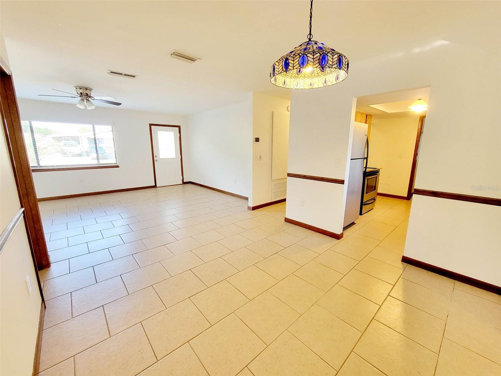 PINE RUN ESTATE - Residential Lease