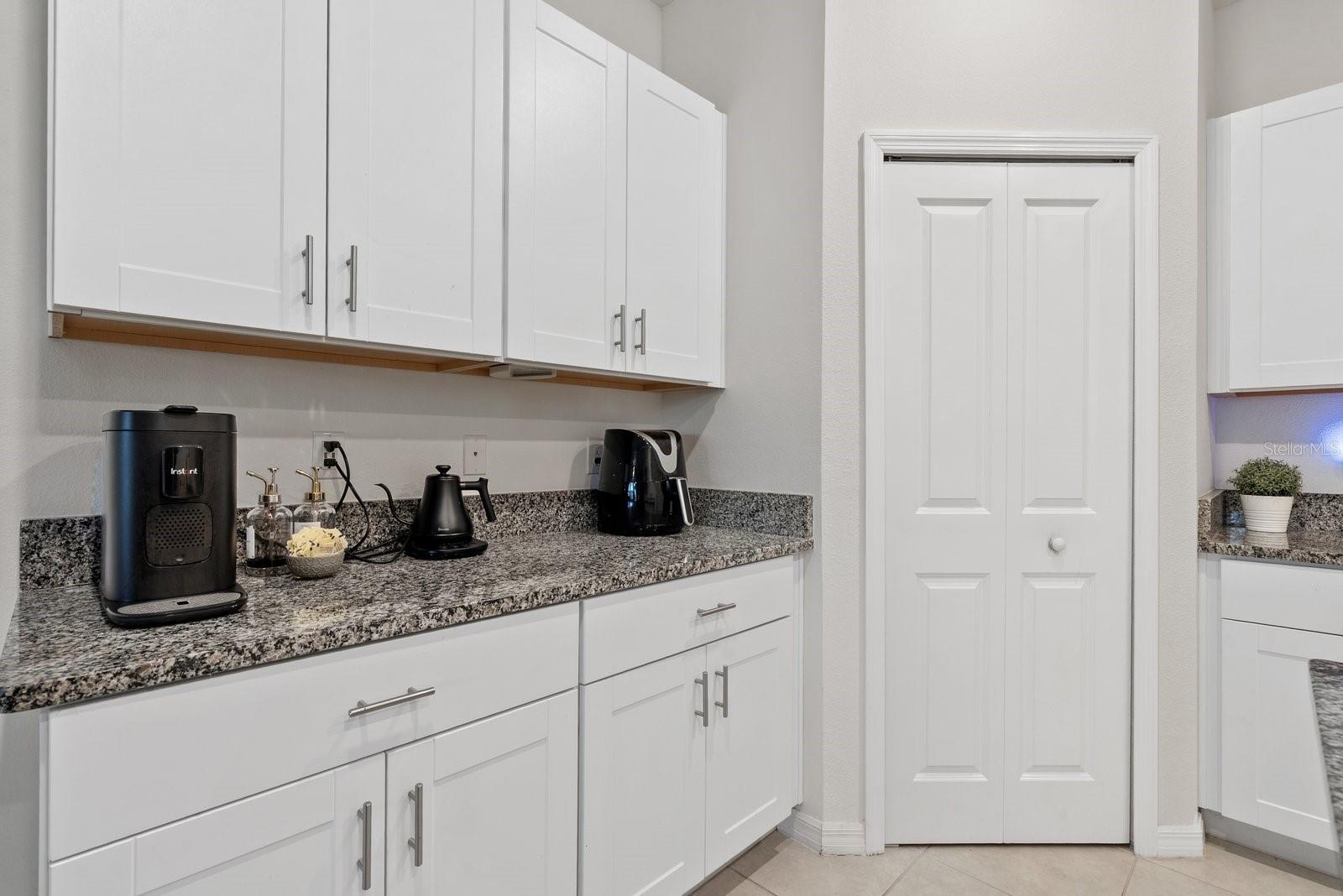 PALM RIVER TWNHMS PT REPL - Residential