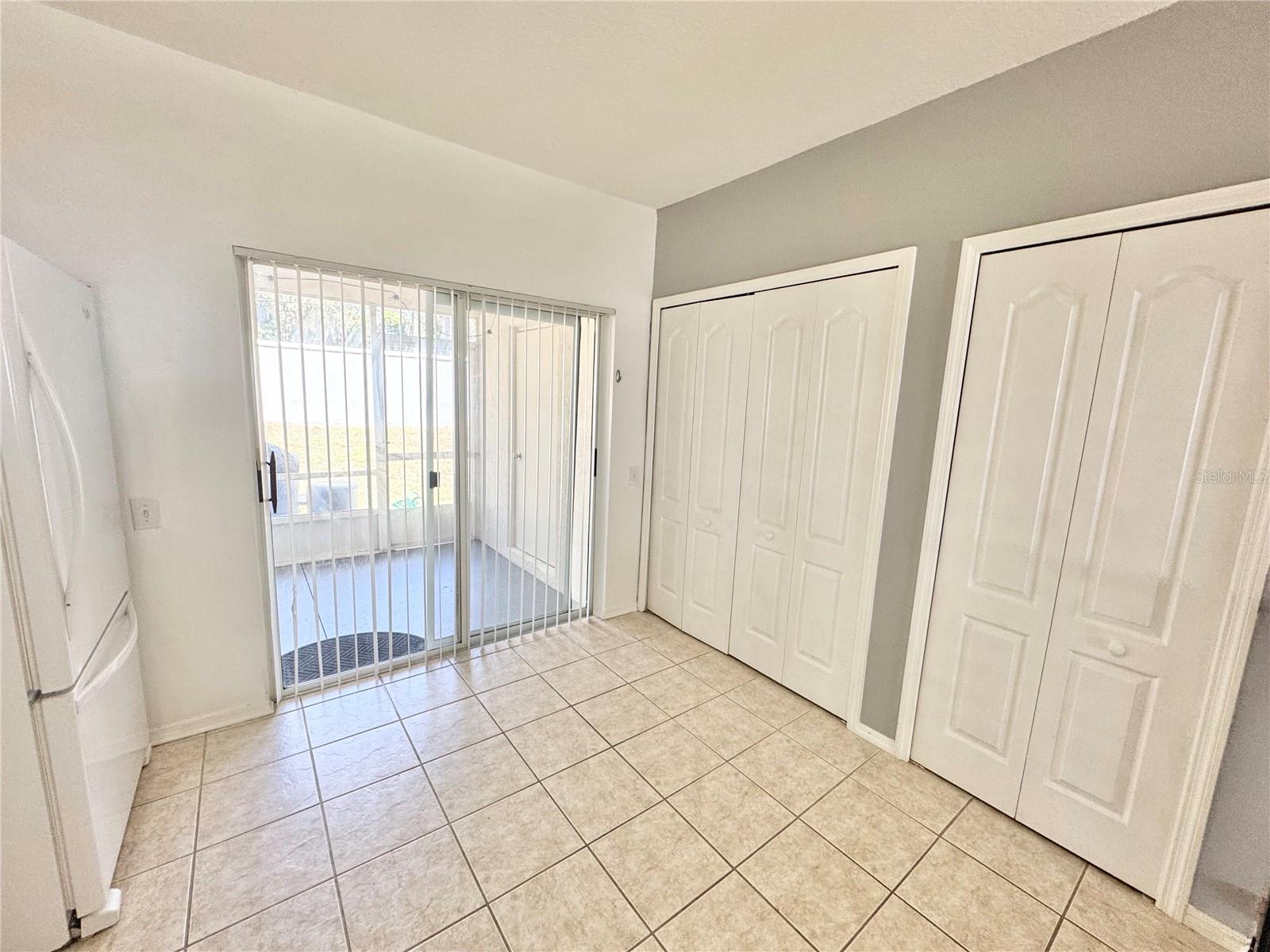 REGENCY KEY TWNHMS - Residential Lease