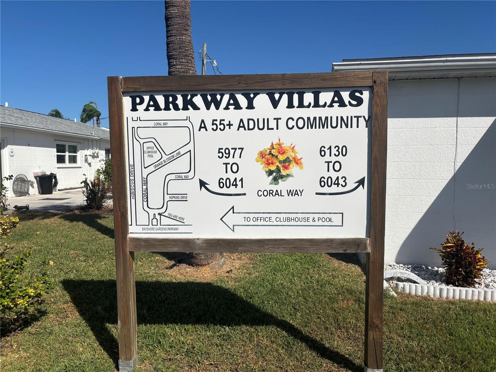 PARKWAY VILLAS - Residential