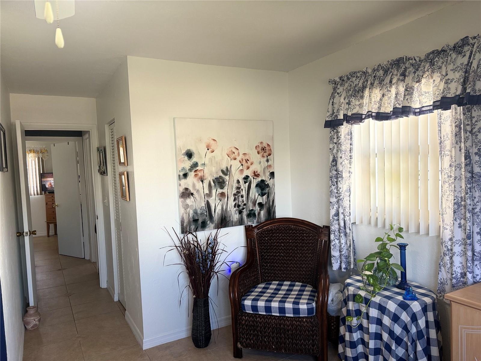 PARKWAY VILLAS - Residential