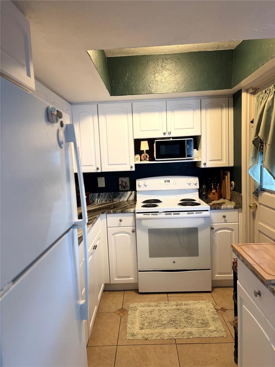 PARKWAY VILLAS - Residential