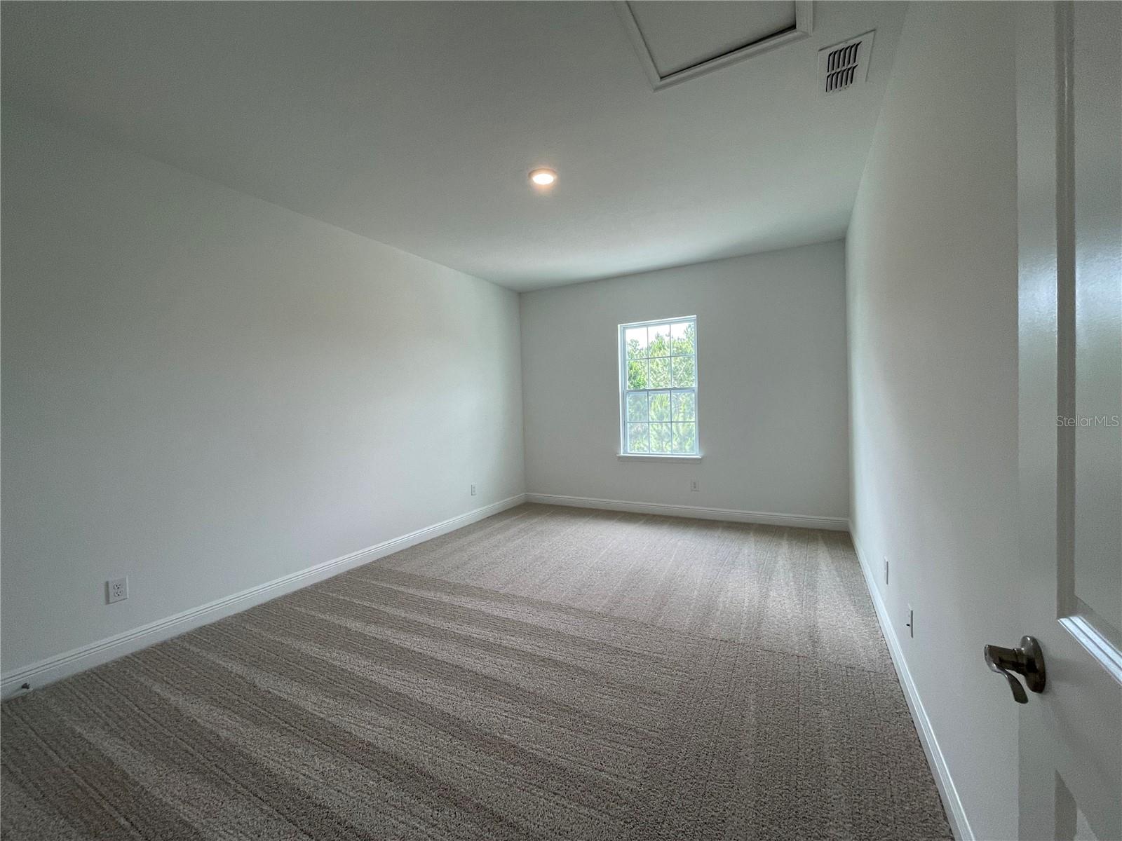 LAUREATE PARK PH II - Residential Lease