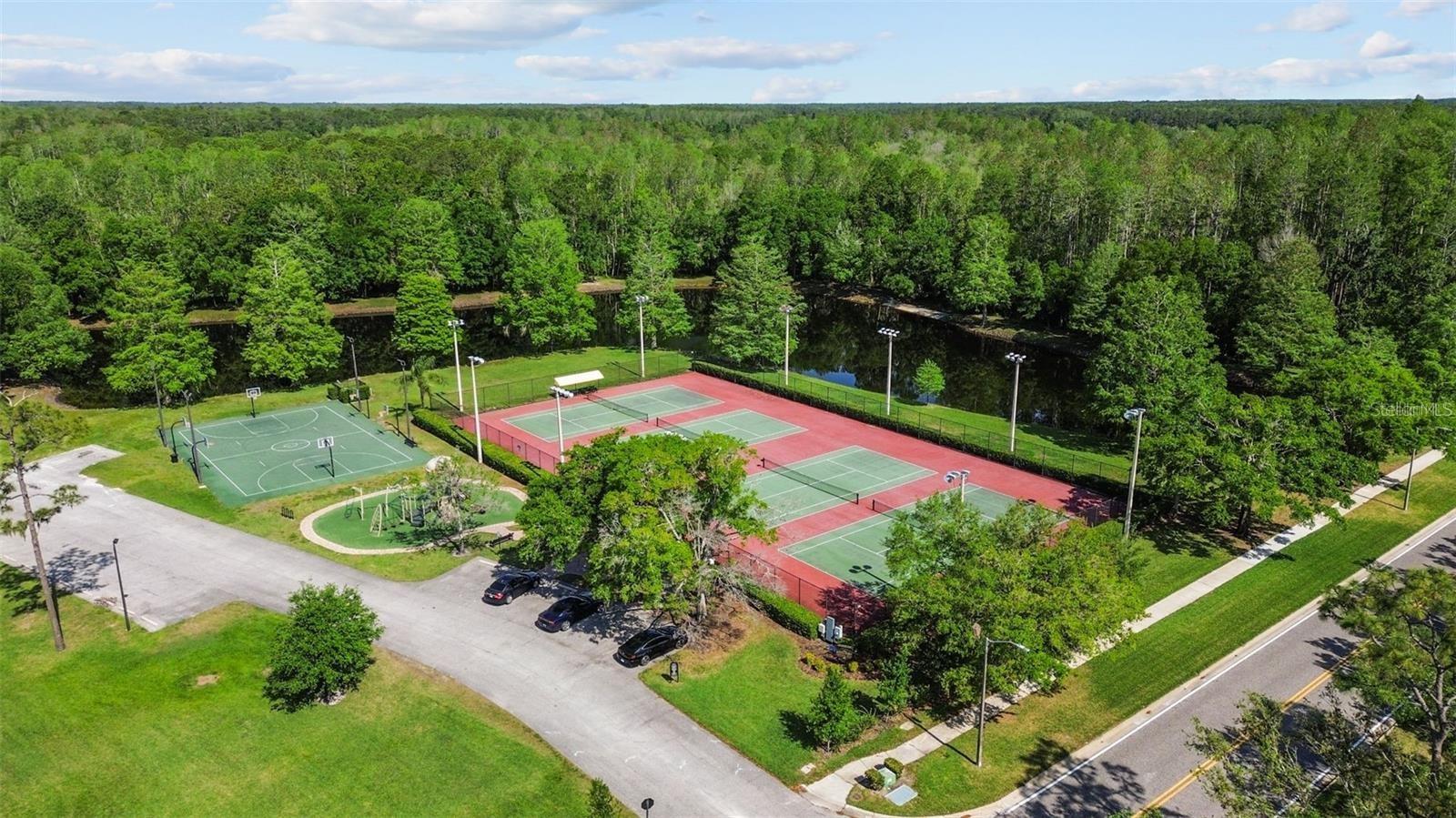 SALEM SQUARE - Residential