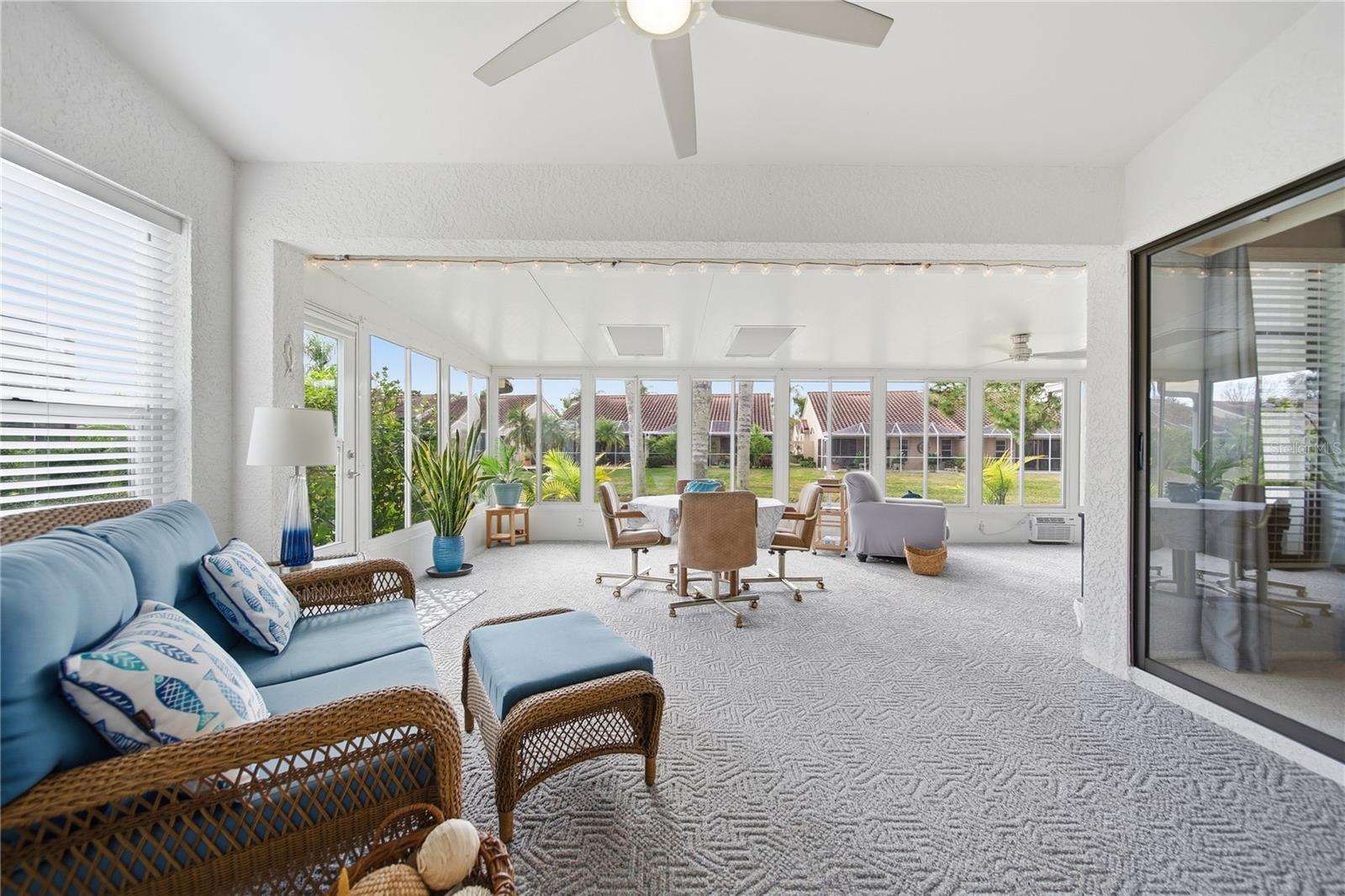 SALEM SQUARE - Residential