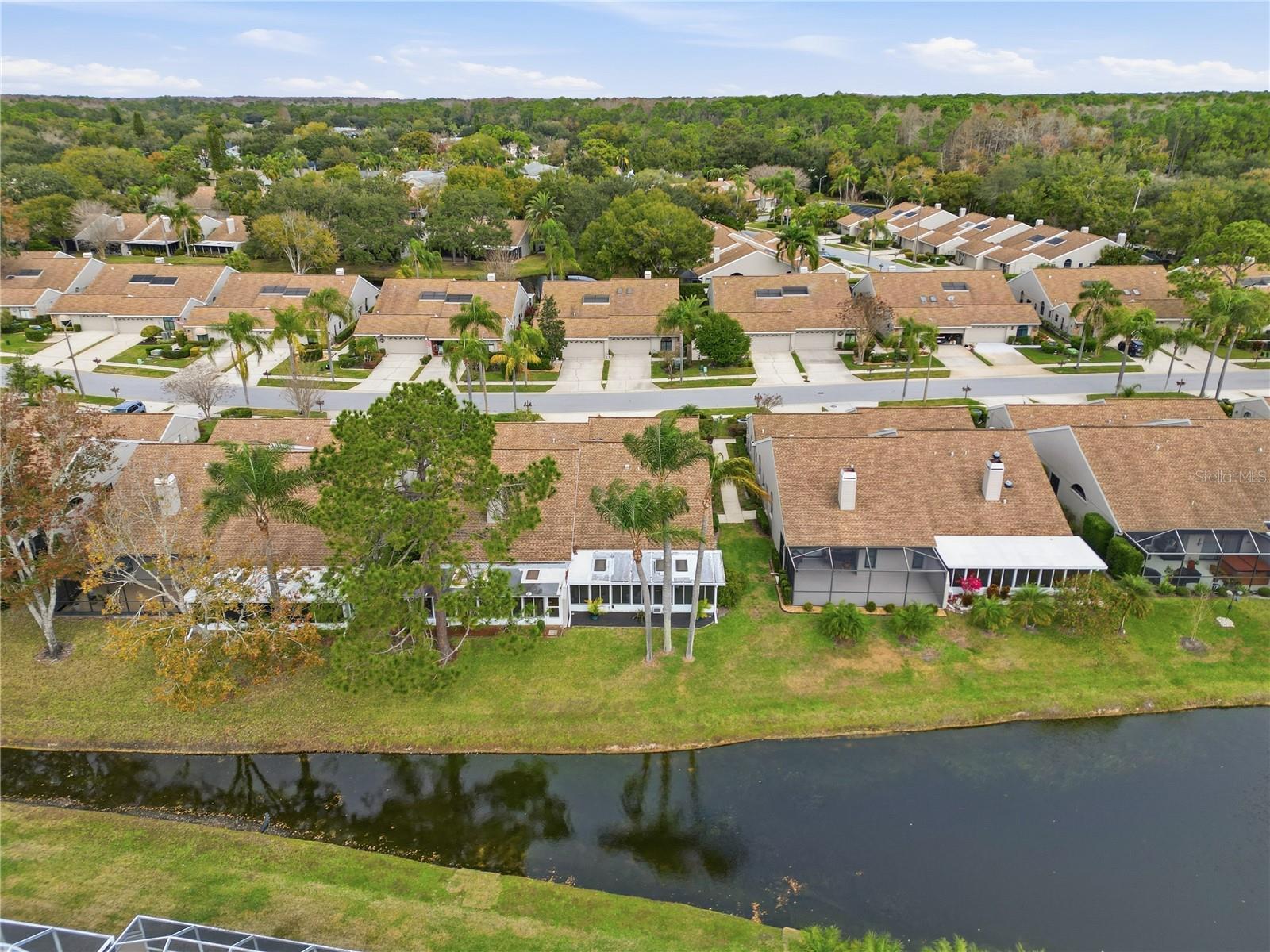 SALEM SQUARE - Residential