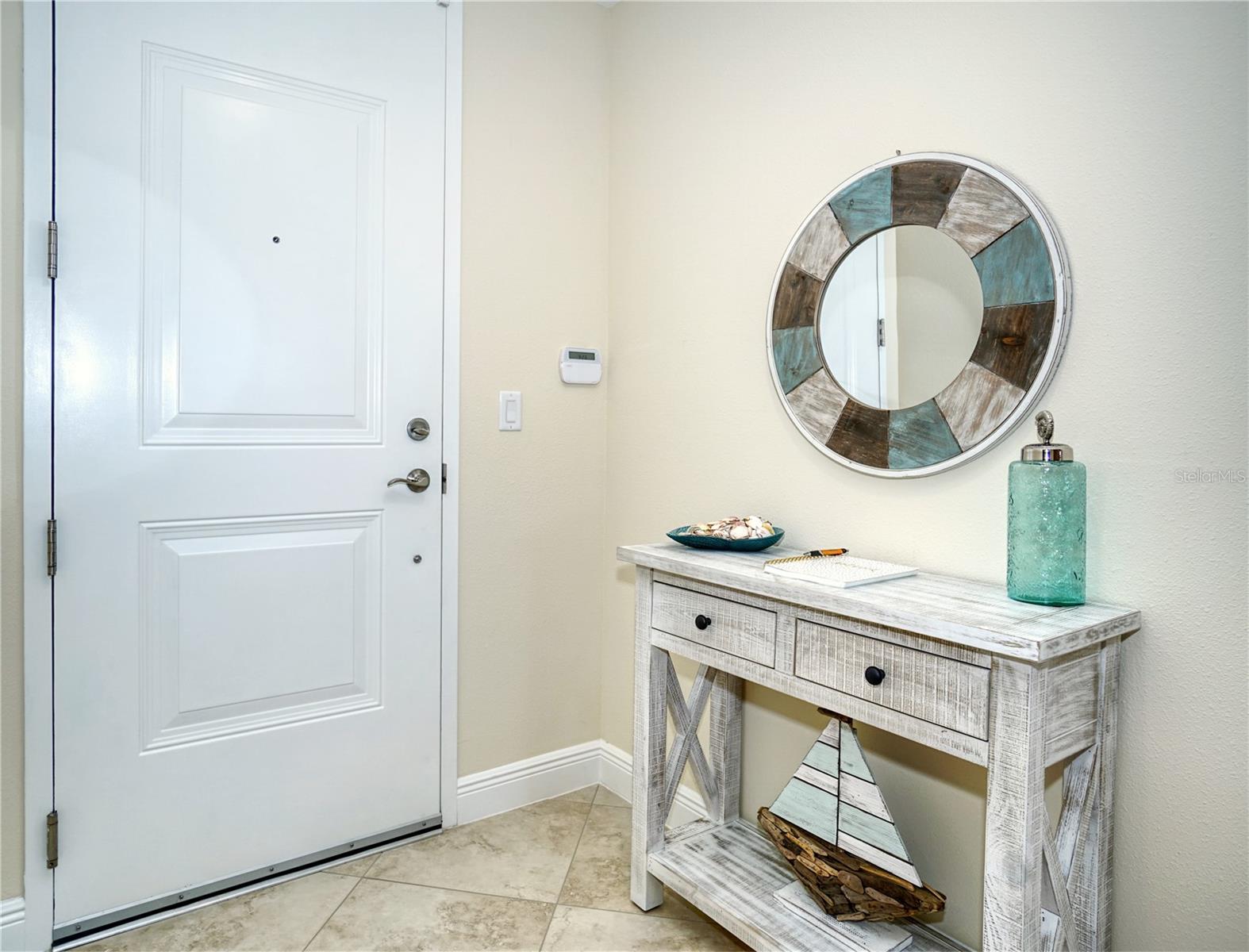392 ARUBA CIRCLE 102