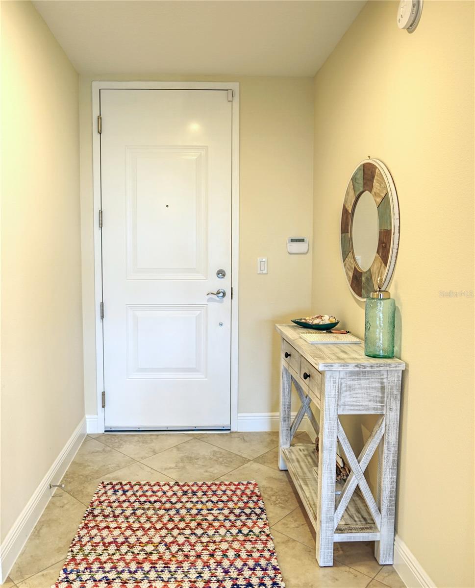 392 ARUBA CIRCLE 102