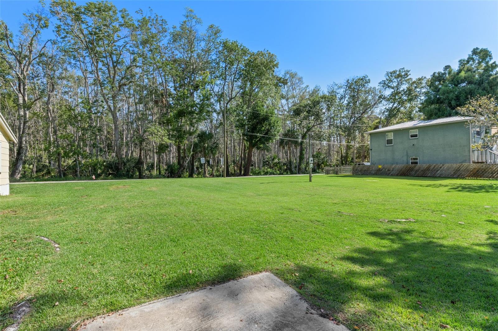 WEEKI WACHEE GARDENS - Land