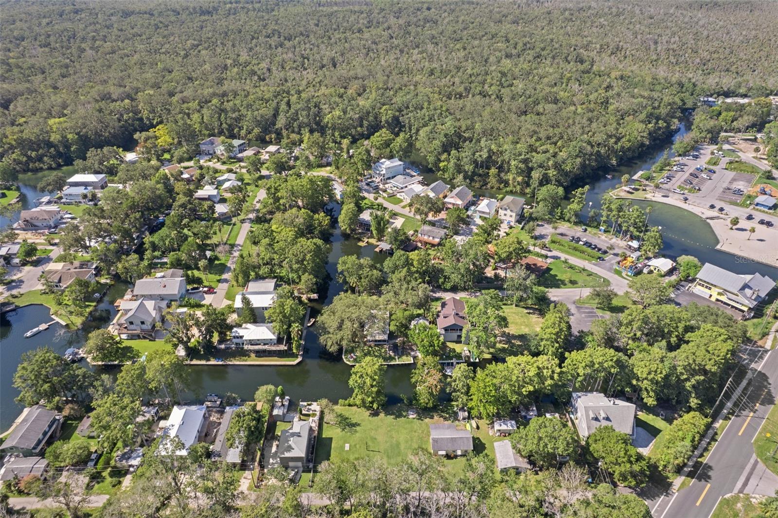 WEEKI WACHEE GARDENS - Land