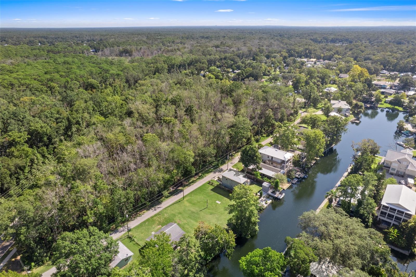 WEEKI WACHEE GARDENS - Land