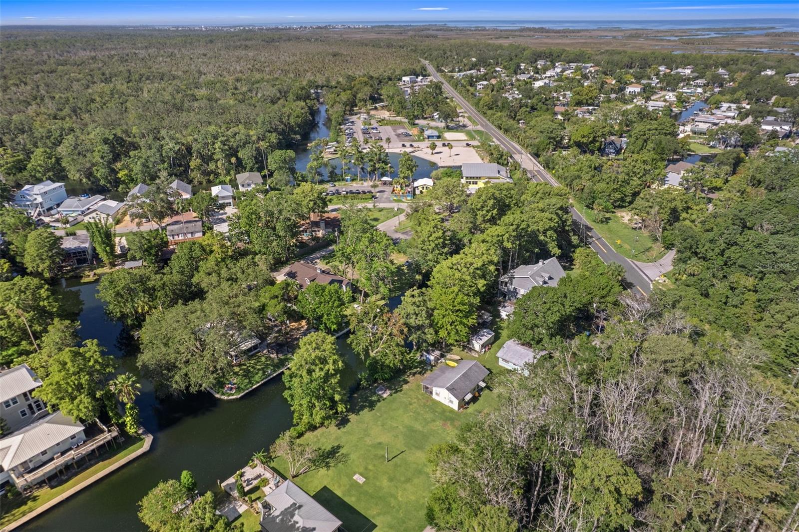 WEEKI WACHEE GARDENS - Land