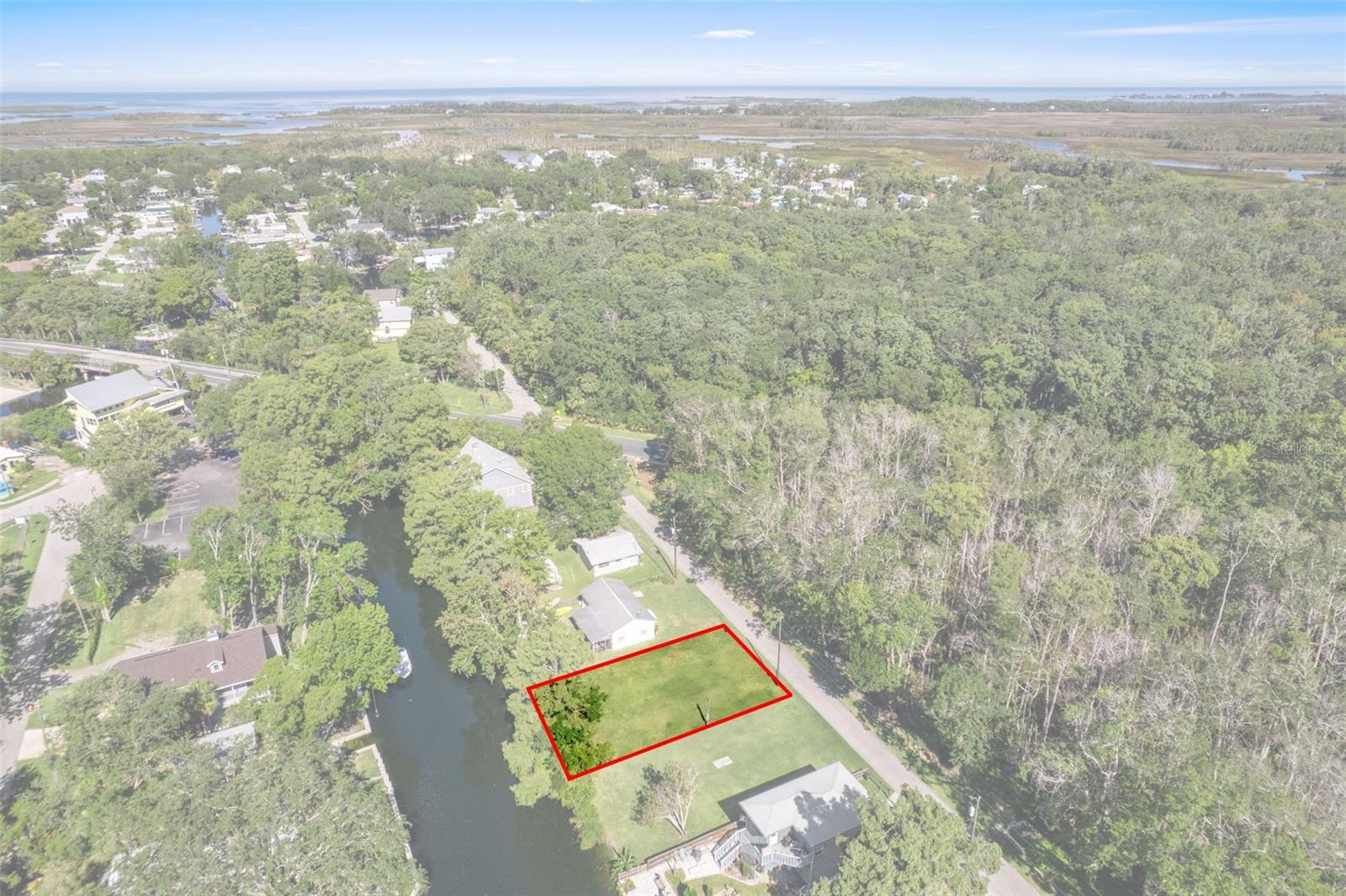 WEEKI WACHEE GARDENS - Land