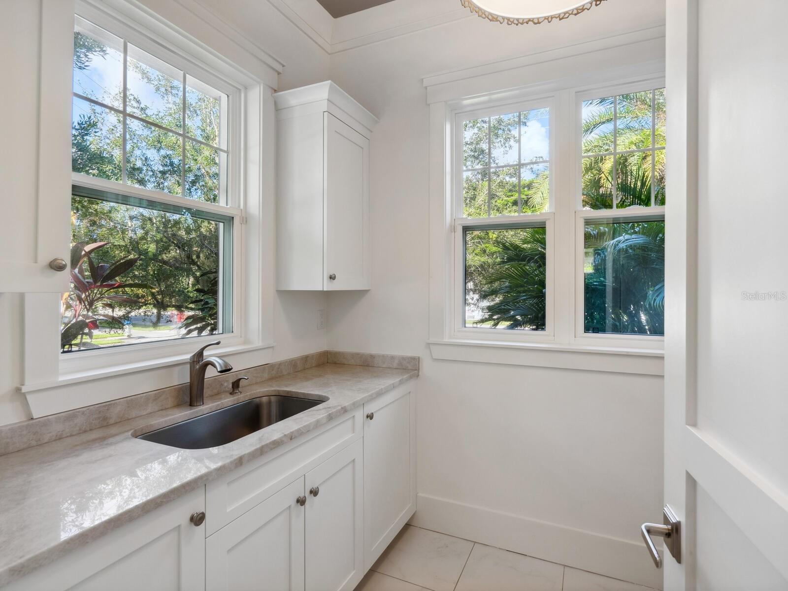 LEWIS COMBS SUB - Residential