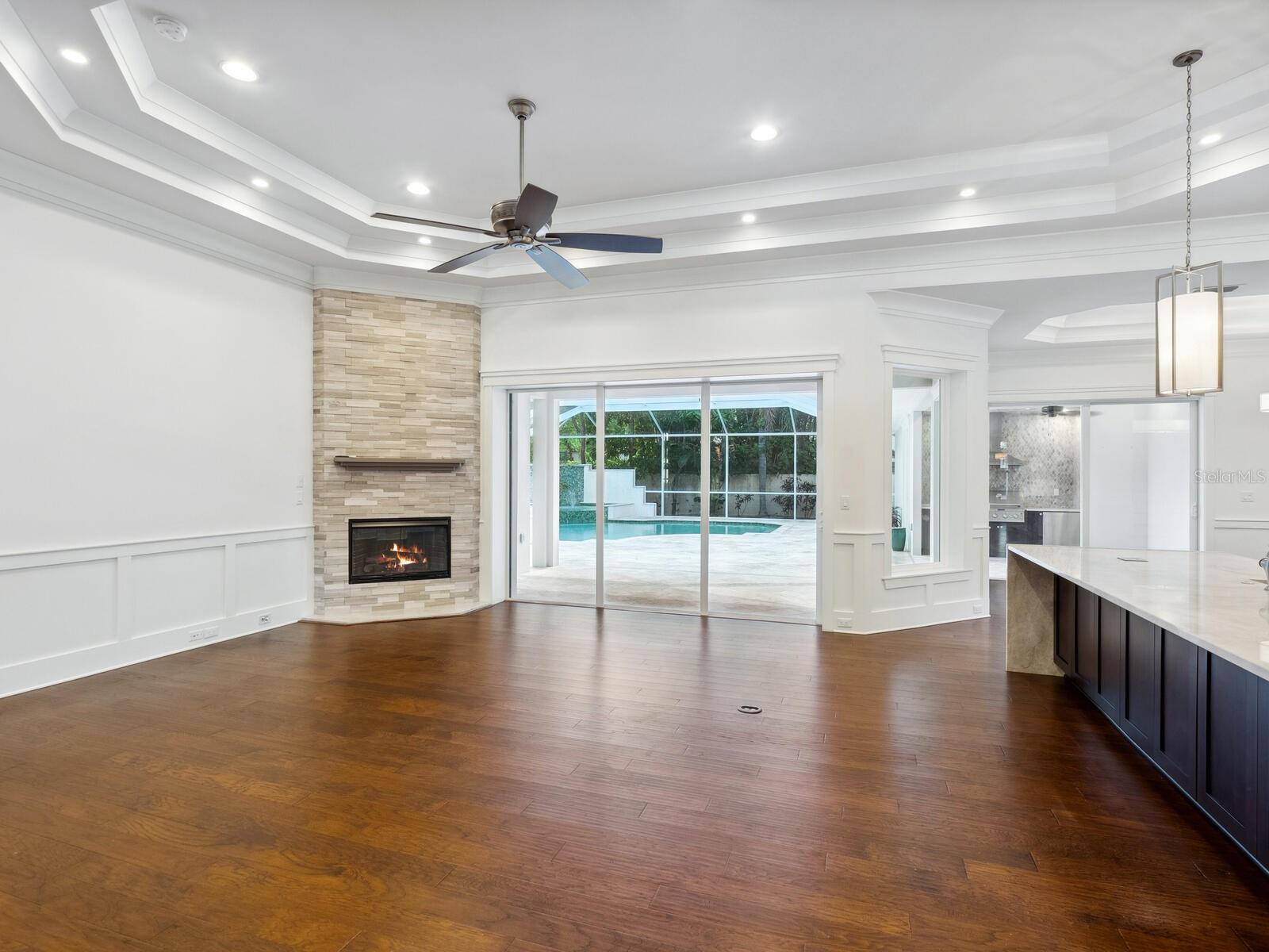 LEWIS COMBS SUB - Residential