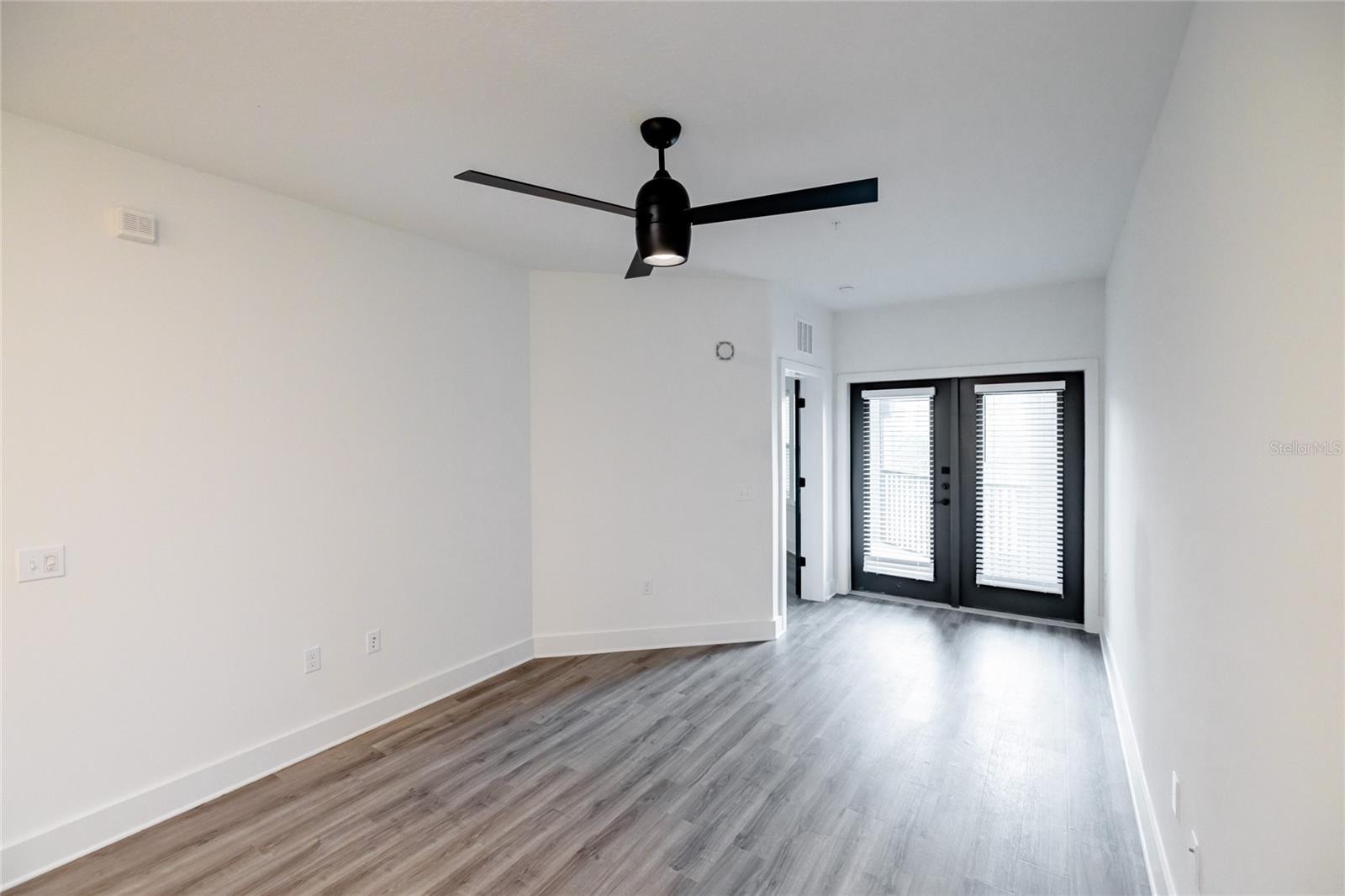 THE ROW WATERSIDE - Residential Lease