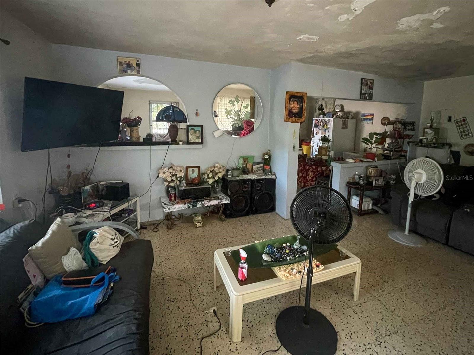 144 CALLE GRANATE