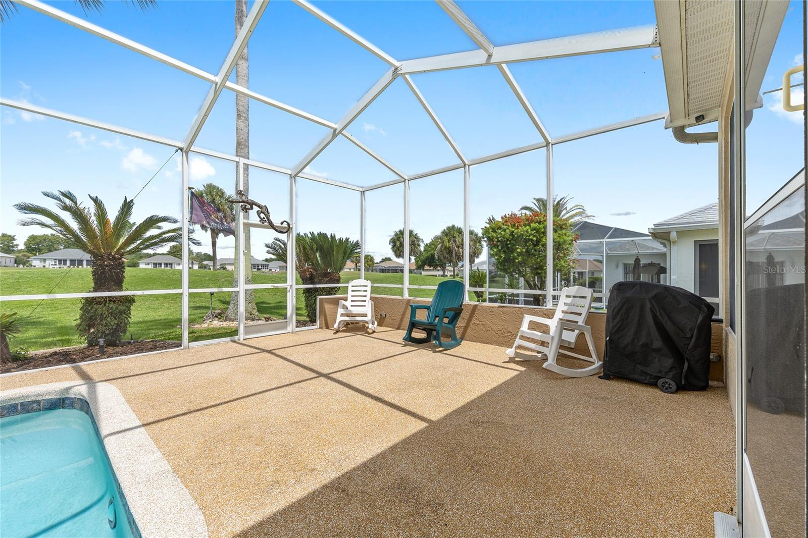 OCALA PALMS - Residential