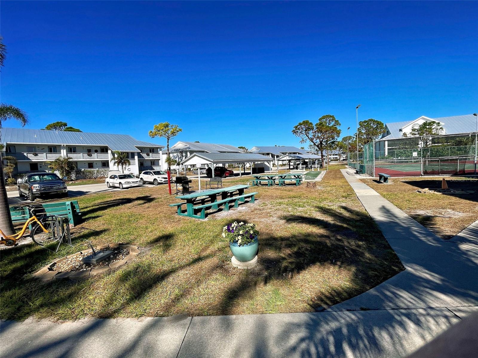 FIDDLERS GREEN 02 PH 06 BLDG 03 - Residential