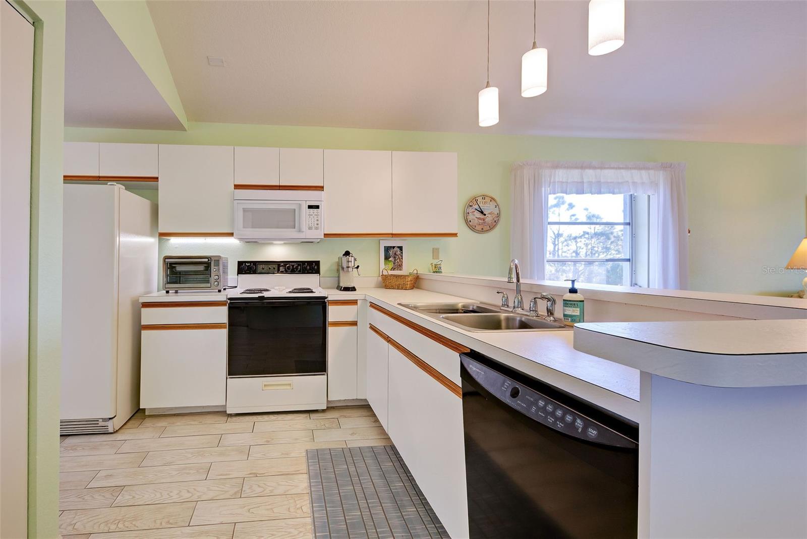 FIDDLERS GREEN 02 PH 06 BLDG 03 - Residential