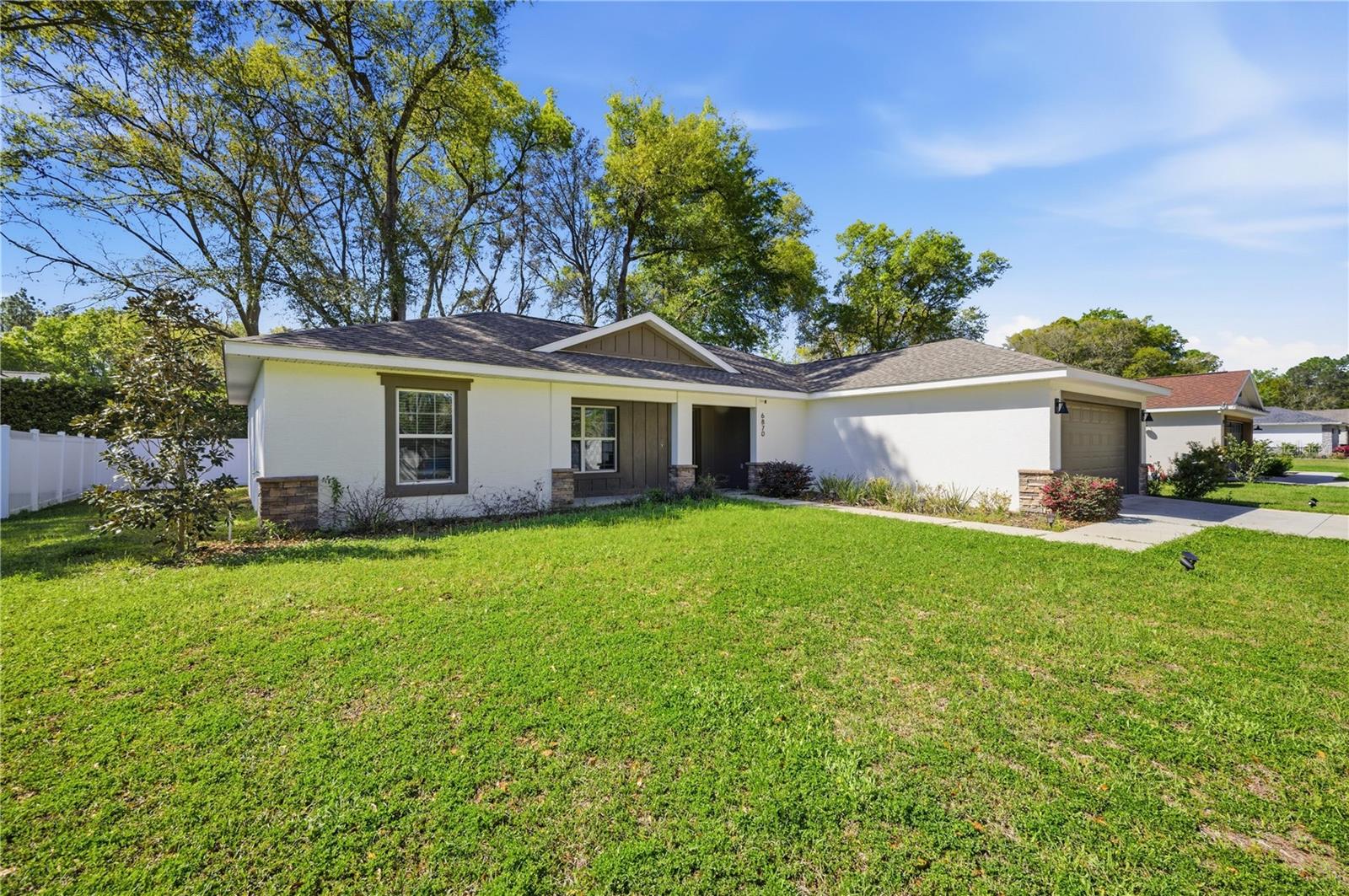 OAK RIDGE ESTATE - Residential