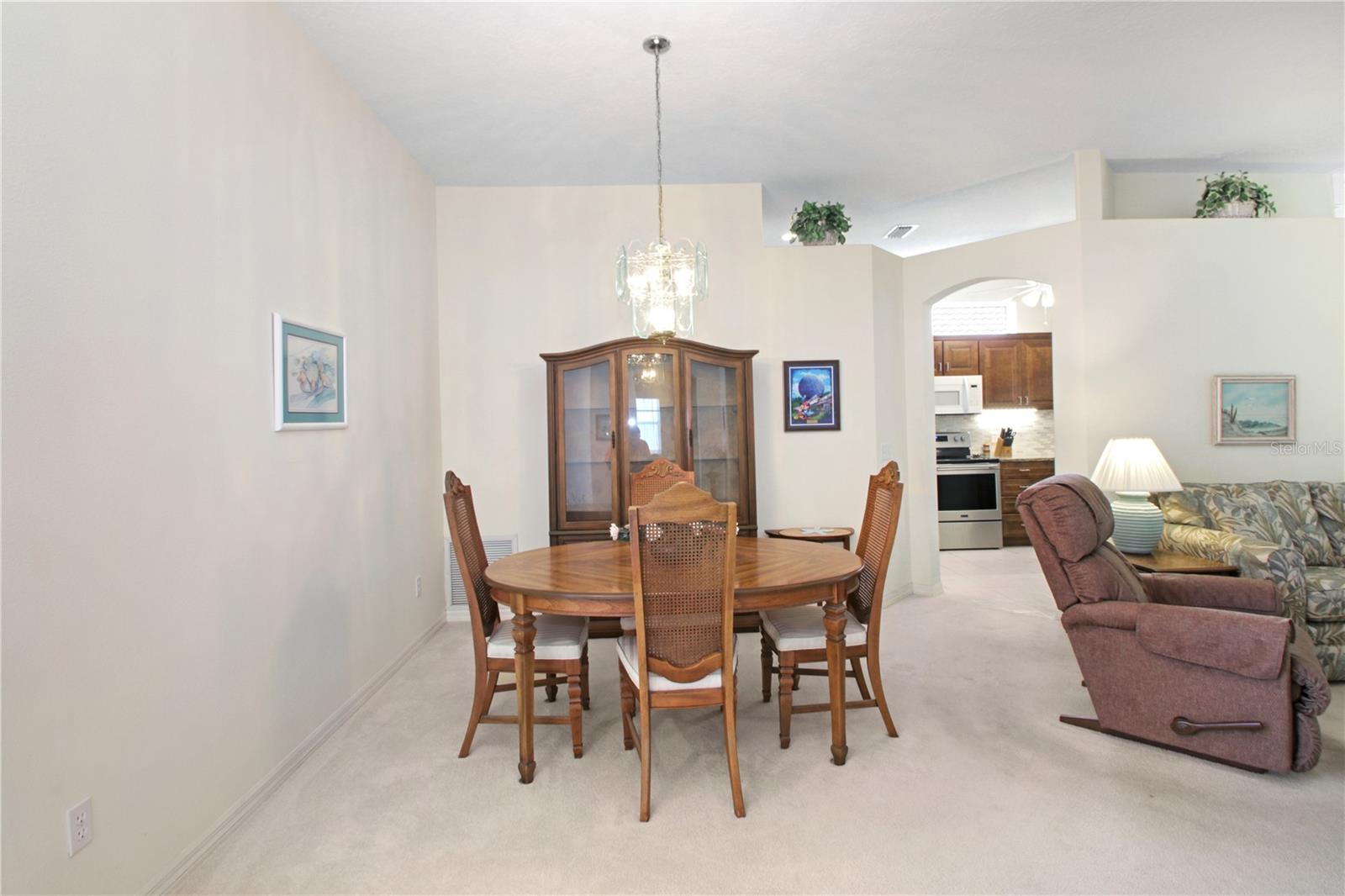 339 FOXHILL DRIVE
