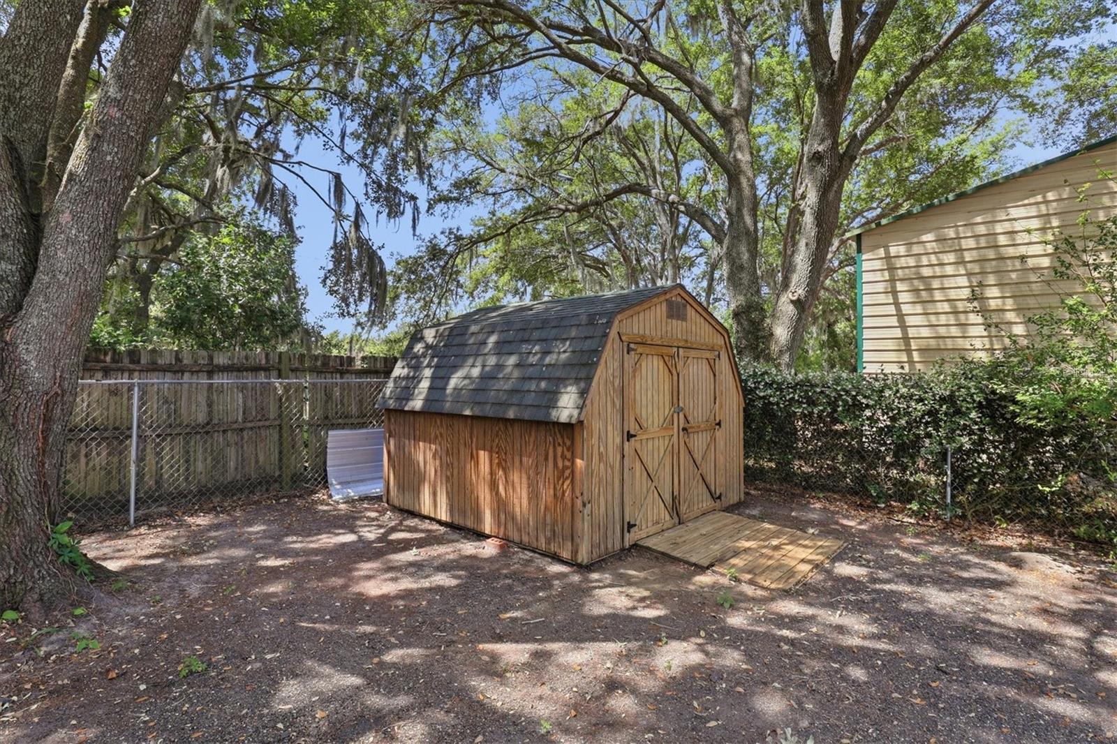 DOVE RUN - Residential