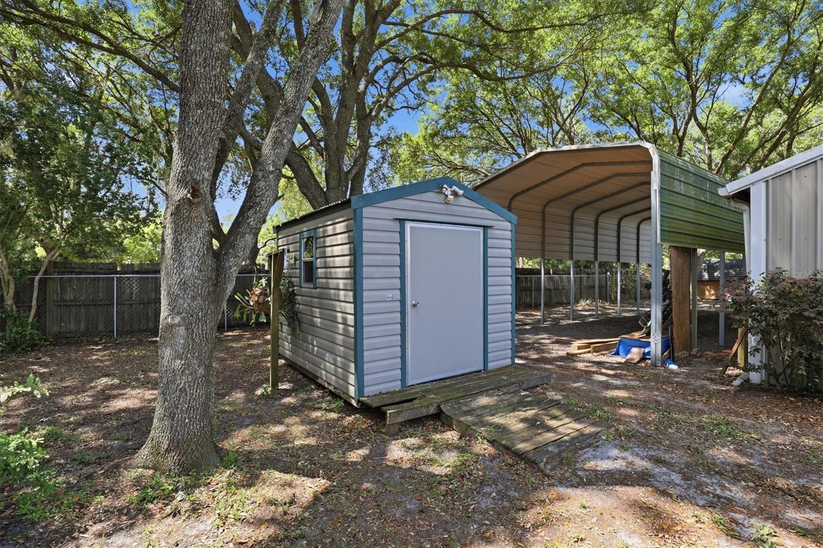 DOVE RUN - Residential