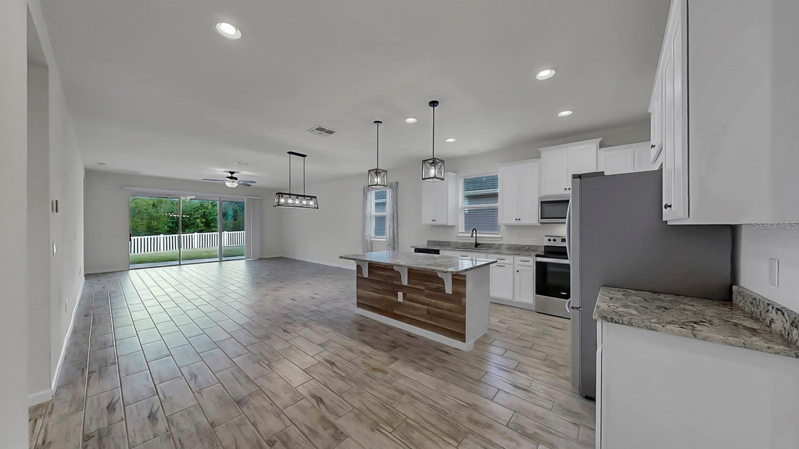 TRIPLE CRK PH 2 - Residential