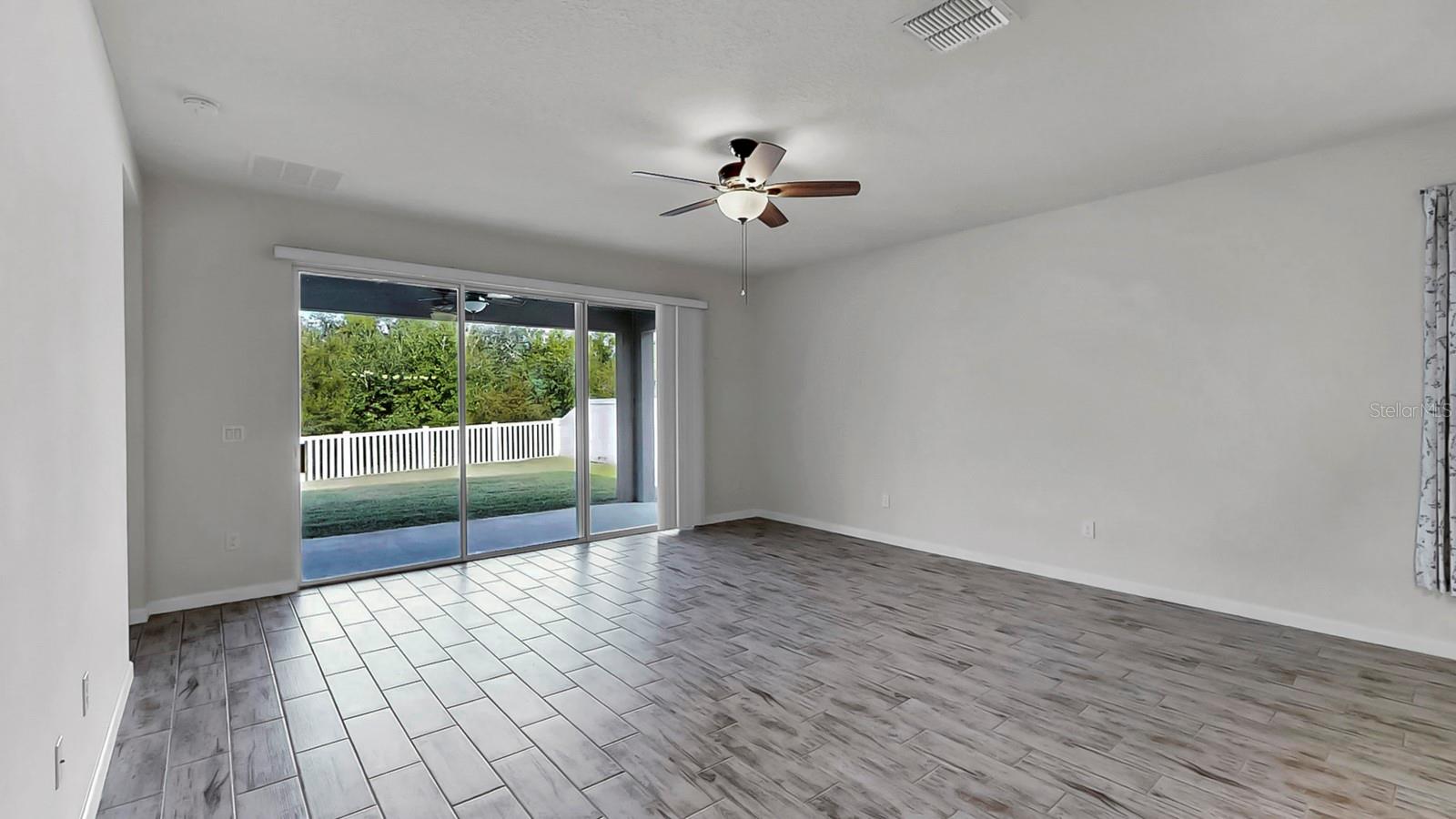 TRIPLE CRK PH 2 - Residential