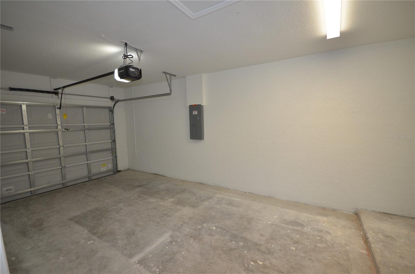 SCHOOL VIEW HOMES - Residential Lease