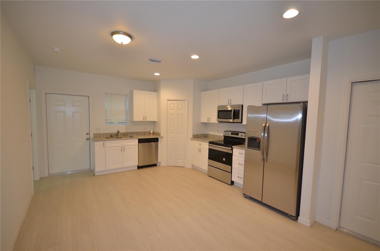 SCHOOL VIEW HOMES - Residential Lease