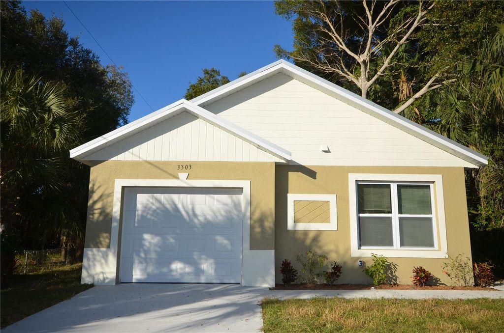 Photo of Fort Myers, FL 33916 (MLS # O6403022)