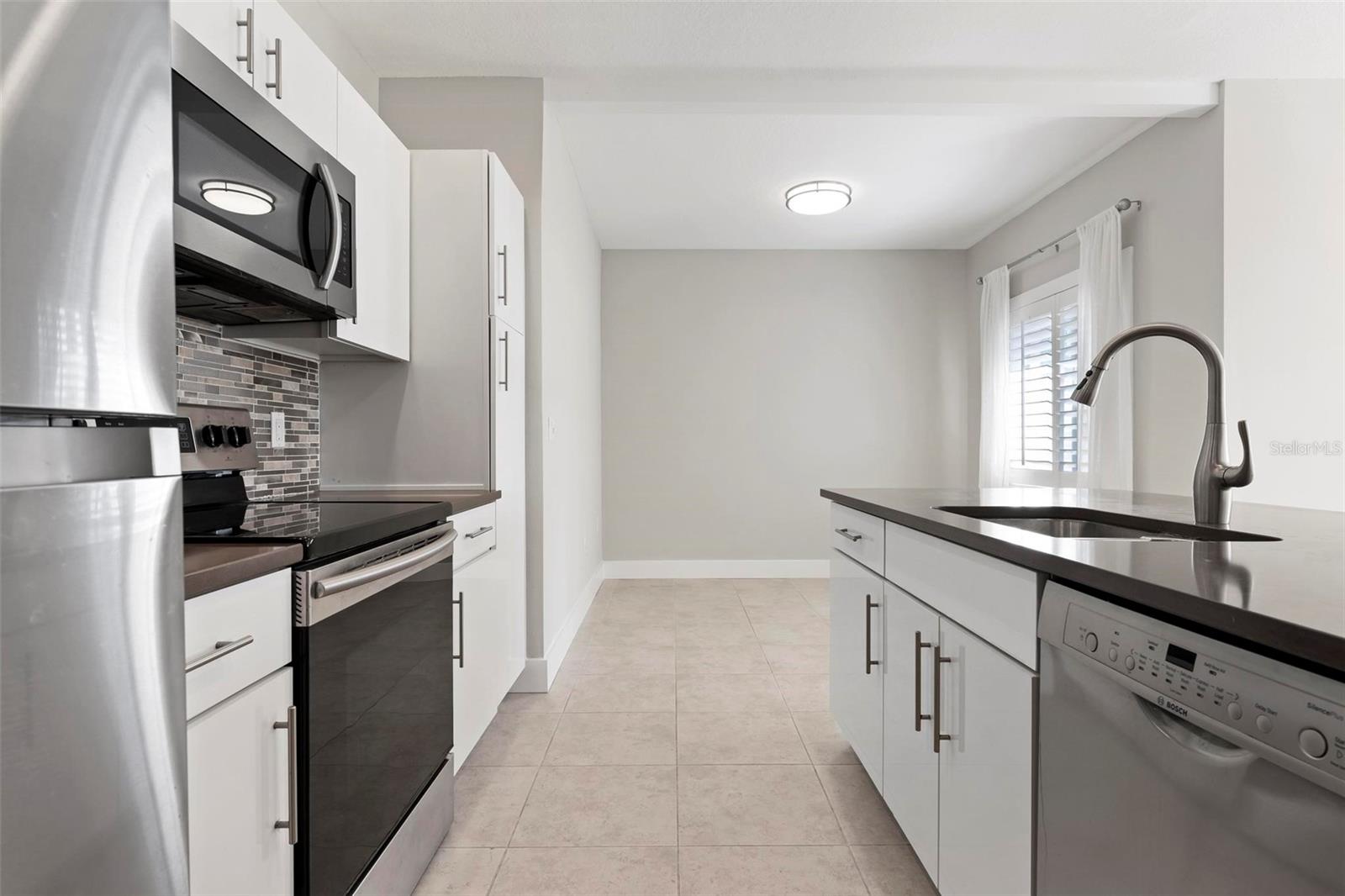 BAYWOOD COLONY SEC 1 - Residential Lease