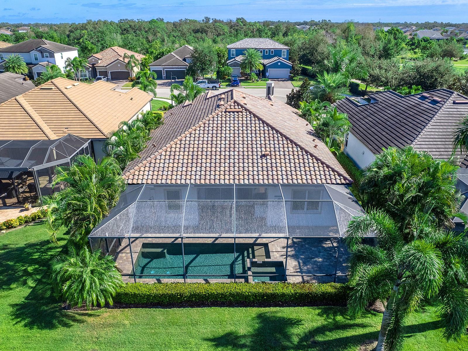 ARBOR GRANDE - Residential