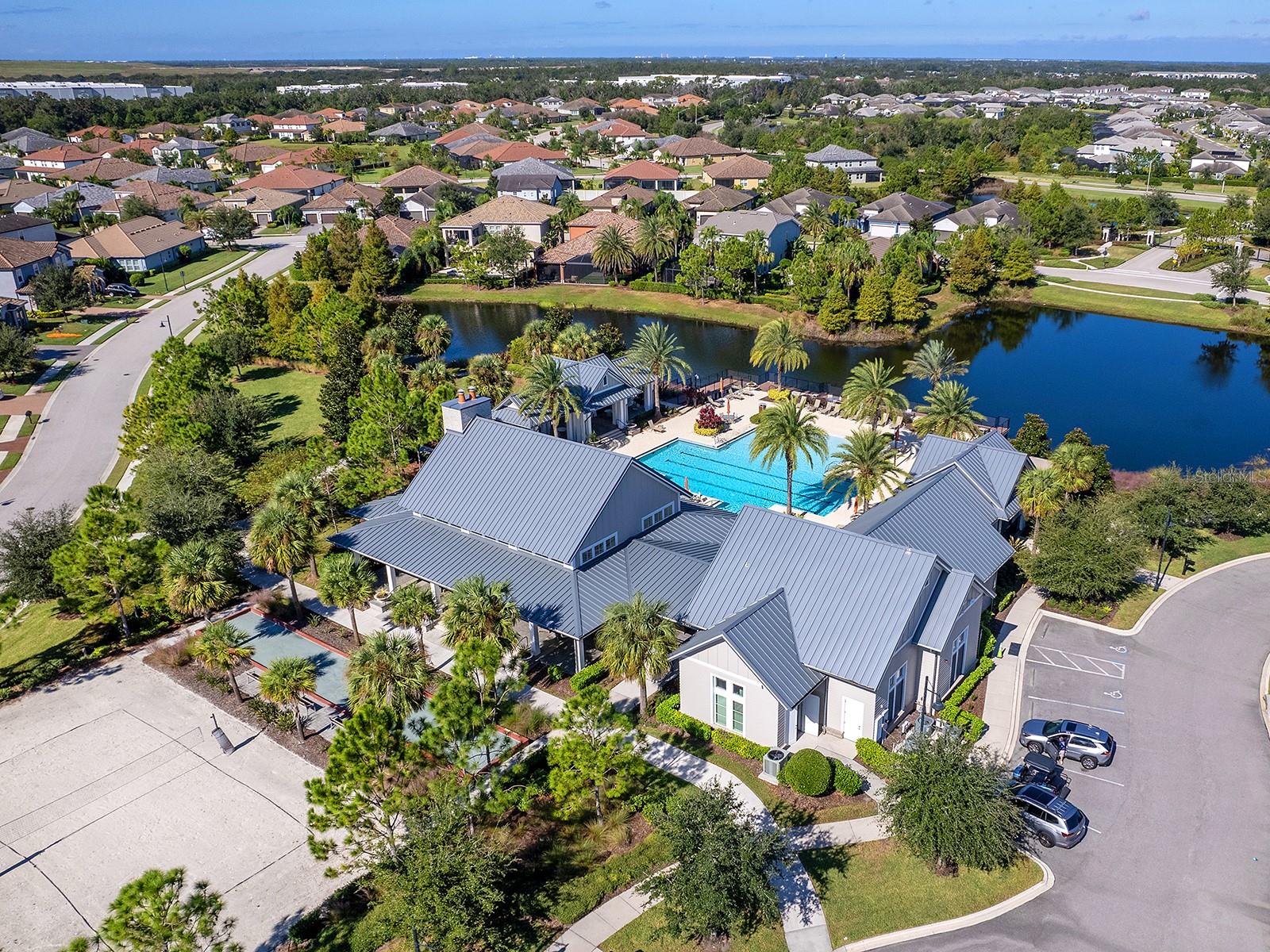 ARBOR GRANDE - Residential