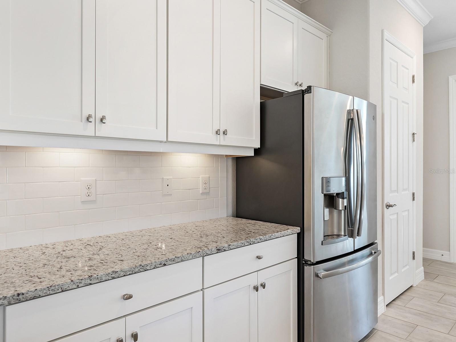 ARBOR GRANDE - Residential