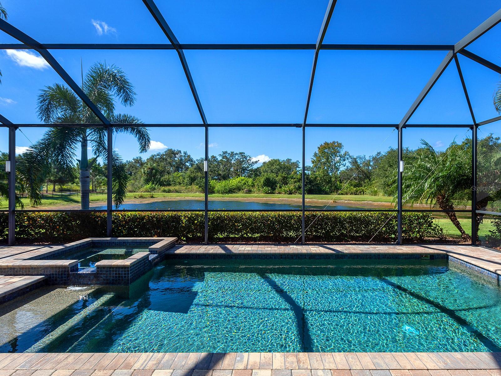 ARBOR GRANDE - Residential