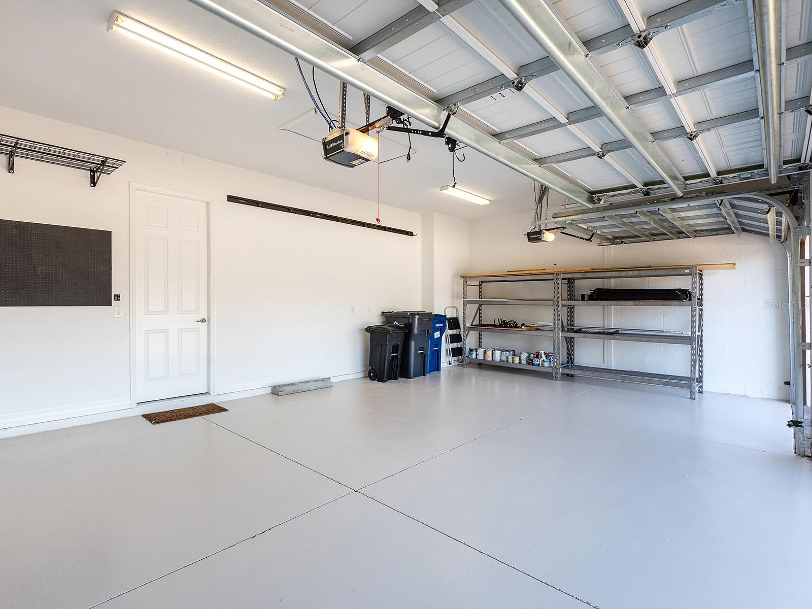 ARBOR GRANDE - Residential