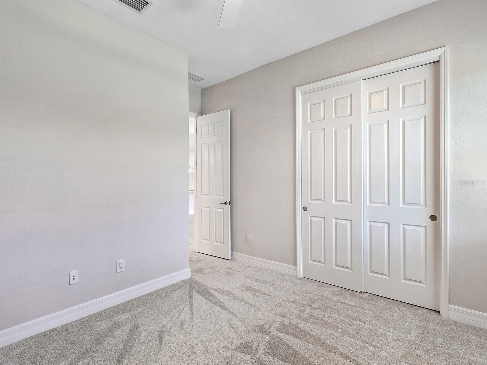 ARBOR GRANDE - Residential